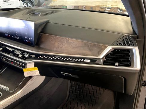 Certified 2025 BMW X5 M60i image 18