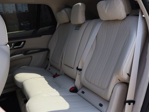 Used 2023 Mercedes-Benz EQS 450+ 4MATIC SUV w/ Pinnacle Trim Package image 15