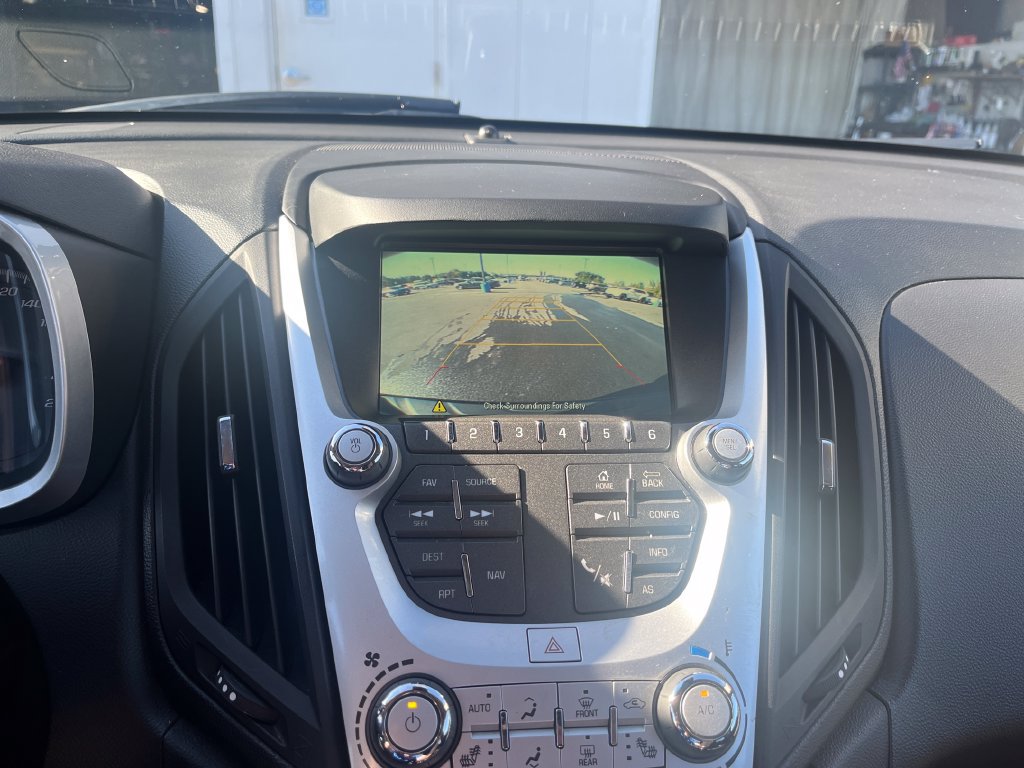 Used 2017 Chevrolet Equinox Premier w/ True North Edition AWD/4WD image 23