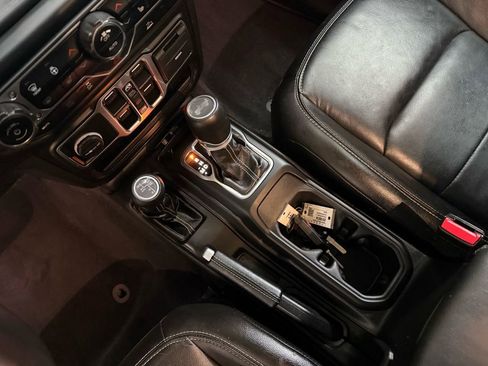 Used 2023 Jeep Wrangler Unlimited Sahara w/ Cold Weather Group image 6