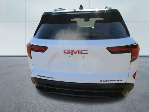 New 2026 GMC Terrain Elevation w/ Elevation Premium Package image 8