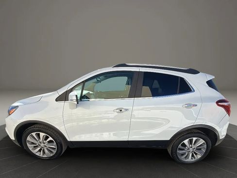 Used 2018 Buick Encore Preferred image 8