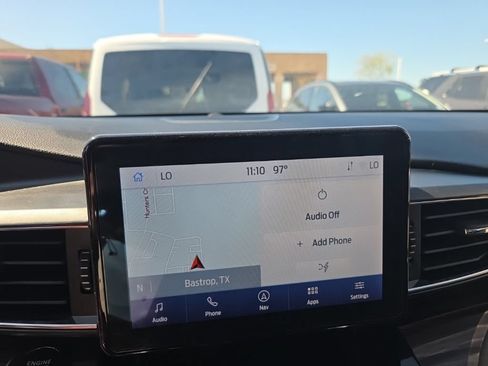 Used 2023 Ford Explorer Limited w/ Hybrid Equipment Group 310A AWD/4WD image 17