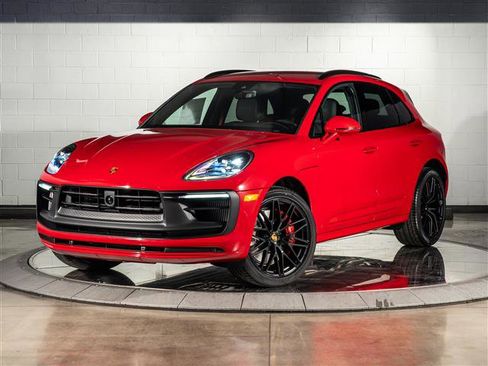 New 2026 Porsche Macan GTS image 1