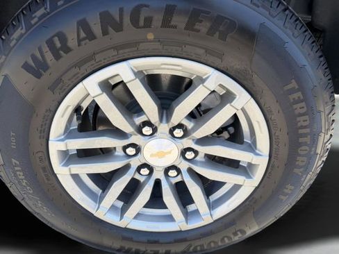 Certified 2026 Chevrolet Colorado LT w/ LT Convenience Package image 33