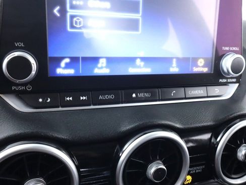 Used 2025 Nissan Sentra SR FWD image 24