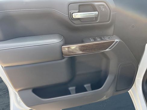 Used 2021 GMC Sierra 1500 Elevation w/ X31 Off-Road Package image 17