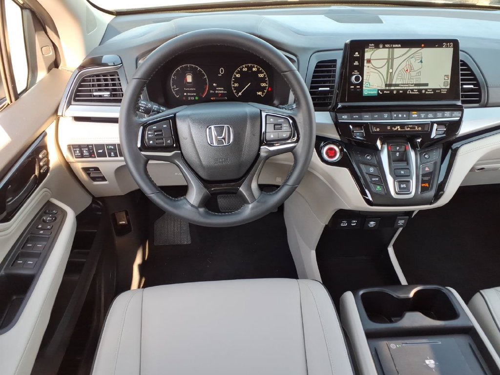 Used 2025 Honda Odyssey Touring image 23