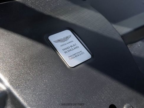 Used 2015 Aston Martin Vanquish Coupe RWD image 91