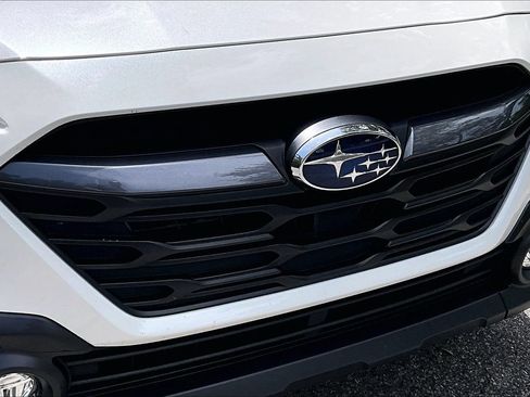 Used 2025 Subaru Outback AWD/4WD image 34
