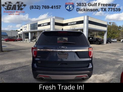 Used 2017 Ford Explorer XLT w/ Equipment Group 202A image 8