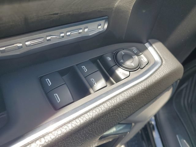 Used 2024 GMC Sierra 1500 Denali w/ Denali Reserve Package AWD/4WD image 9