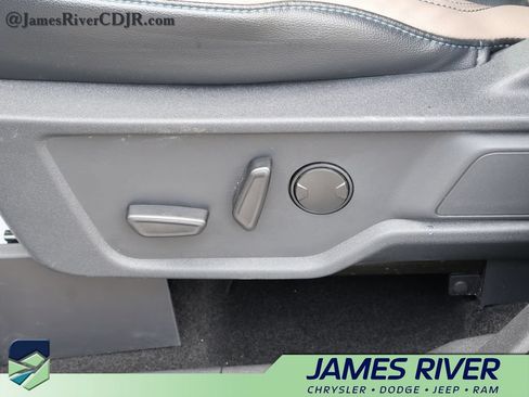 Used 2024 Ford Bronco Wildtrak AWD/4WD image 23