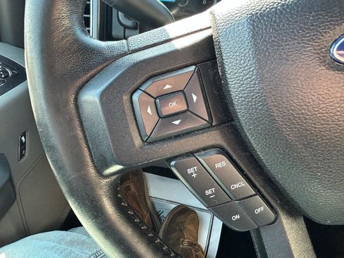 Used 2018 Ford F150 XLT w/ Equipment Group 302A Luxury AWD/4WD image 17