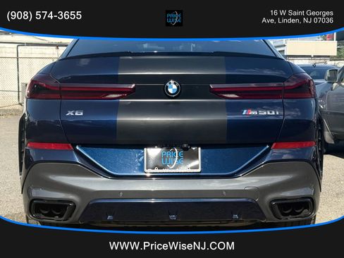 Used 2021 BMW X6 M50i w/ Executive Package image 5