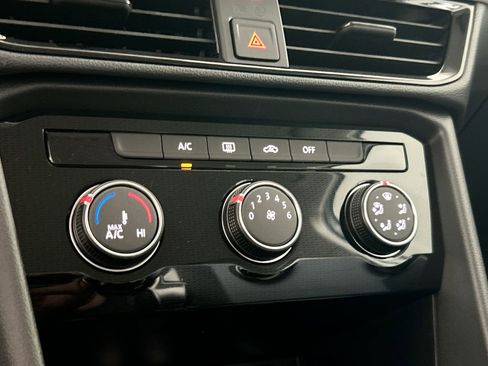 New 2026 Volkswagen Taos S image 26