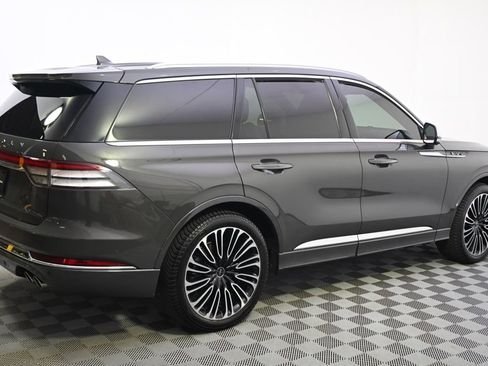 Used 2020 Lincoln Aviator Black Label w/ Class IV Trailer Tow Package AWD/4WD image 7