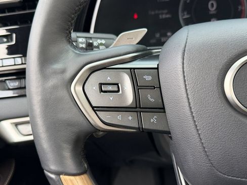 Used 2023 Lexus RX 350 Premium w/ Accessory Package AWD/4WD image 18