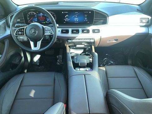 Used 2022 Mercedes-Benz GLS 450 4MATIC image 12
