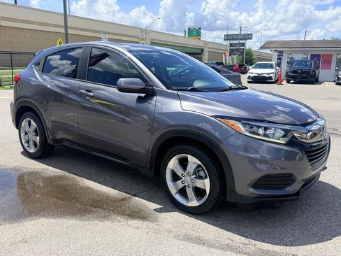 Used 2021 Honda HR-V LX image 3