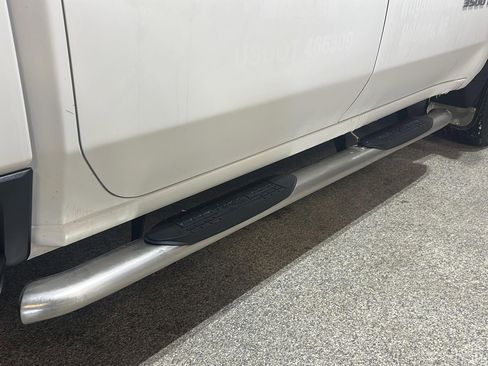 Used 2021 Chevrolet Silverado 3500 LT w/ Convenience Package image 11