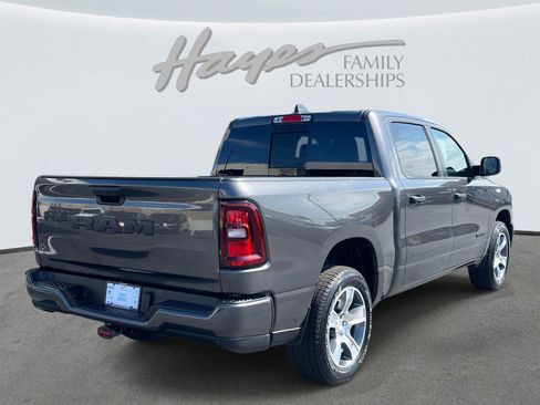 New 2026 RAM 1500 Express image 3