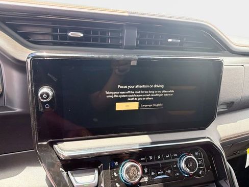 New 2026 GMC Sierra 1500 AT4 w/ AT4 Premium Package AWD/4WD image 23