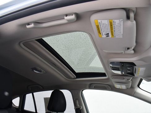 Used 2018 Subaru Crosstrek 2.0i Premium image 16