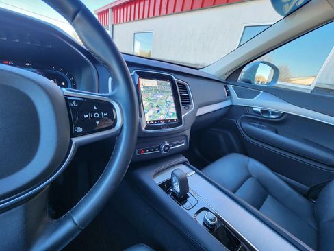 Used 2025 Volvo XC90 B5 Core image 29