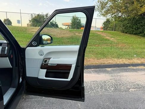 Used 2016 Land Rover Range Rover HSE AWD/4WD image 9