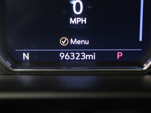 Used 2021 GMC Yukon XL Denali w/ LPO, Illumination Package AWD/4WD image 11