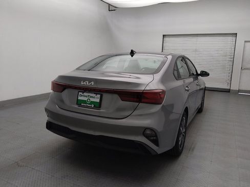 Used 2024 Kia Forte LXS FWD image 7