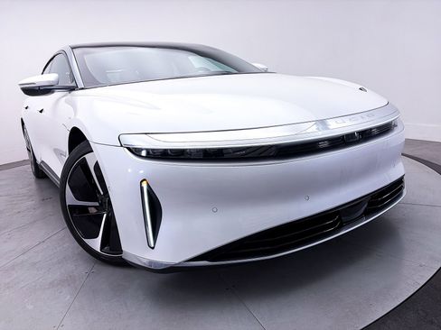 Used 2023 Lucid Air Touring AWD/4WD image 9