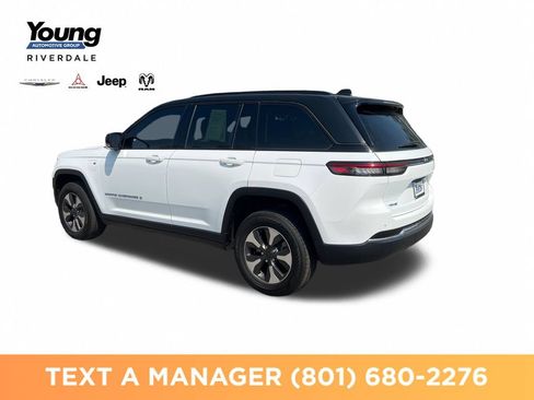 Used 2022 Jeep Grand Cherokee Limited 4xe AWD/4WD image 3