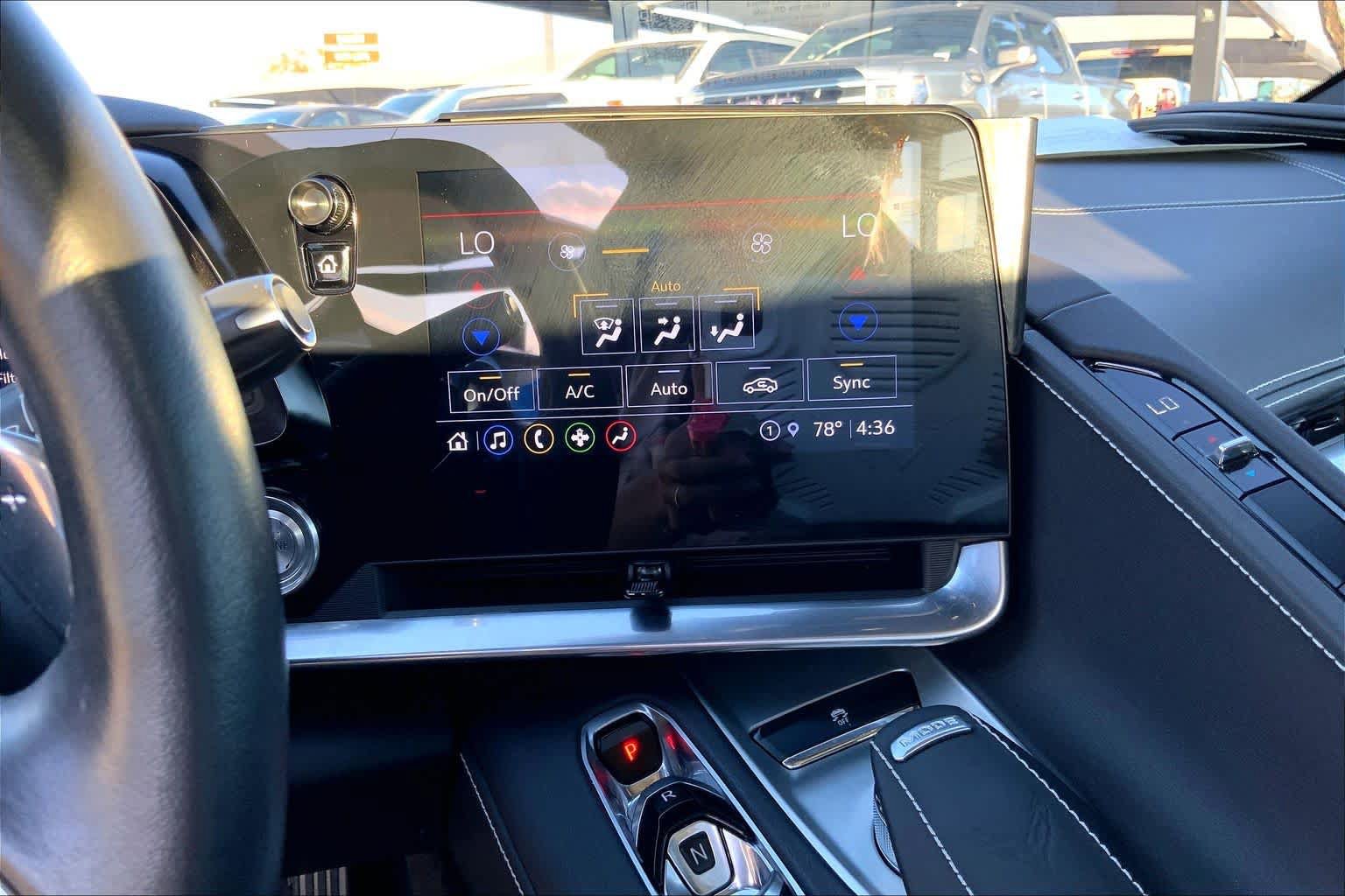 Used 2023 Chevrolet Corvette Stingray Convertible w/ 1LT RWD image 27