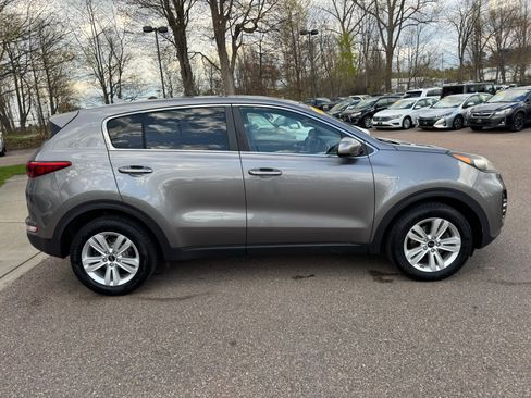 Used 2018 Kia Sportage LX AWD/4WD image 8