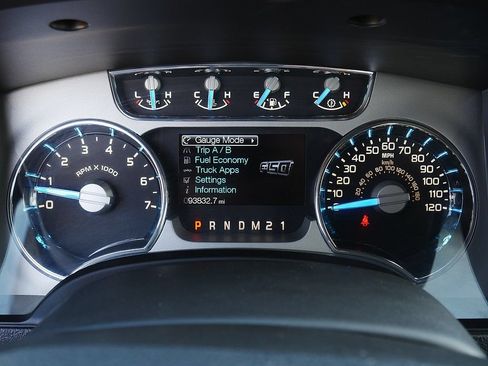 Used 2014 Ford F150 Platinum AWD/4WD image 30