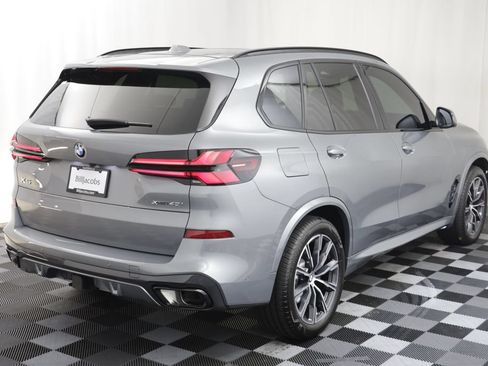 Used 2026 BMW X5 xDrive40i w/ M Sport Package AWD/4WD image 19