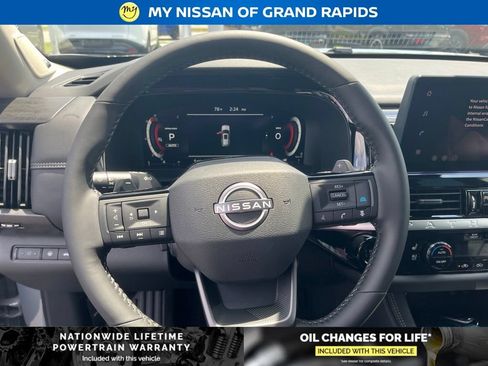 New 2026 Nissan Pathfinder Platinum AWD/4WD image 15