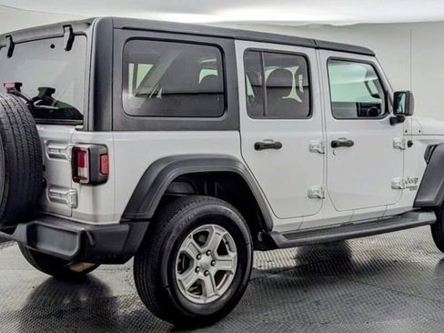 Used 2020 Jeep Wrangler Unlimited Sport S image 4