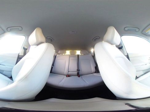 Used 2025 Hyundai Kona SEL image 43