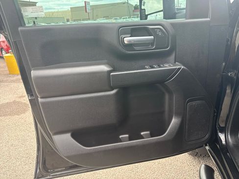 Used 2022 Chevrolet Silverado 2500 Custom w/ Safety Confidence Package AWD/4WD image 11
