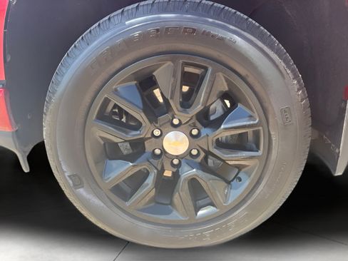 Used 2021 Chevrolet Silverado 1500 Custom RWD image 10