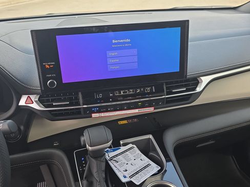 New 2026 Toyota Sienna Platinum AWD/4WD image 16