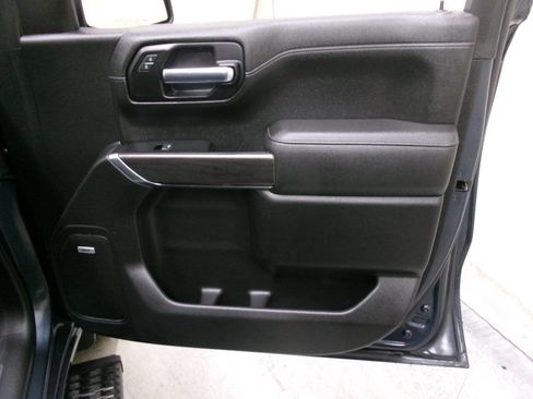 Used 2019 Chevrolet Silverado 1500 LTZ w/ LTZ Premium Package image 31