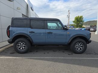 New 2025 Ford Bronco Badlands video 2