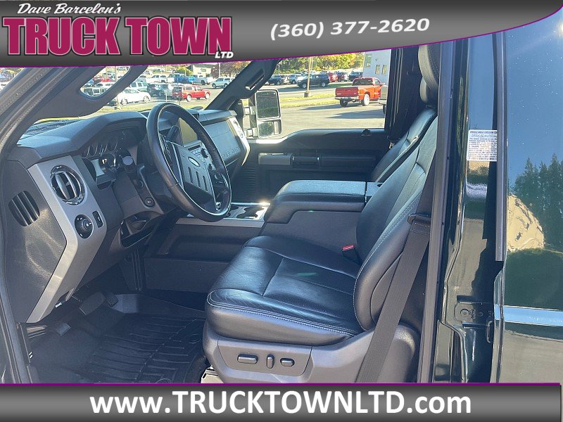 Used 2016 Ford F350 Lariat w/ Lariat Interior Package AWD/4WD image 9