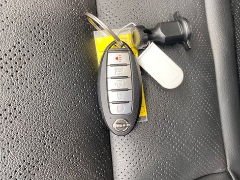 Used 2025 Nissan Altima 2.5 SL AWD/4WD image 30