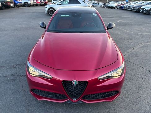 Used 2022 Alfa Romeo Giulia Veloce AWD/4WD image 56
