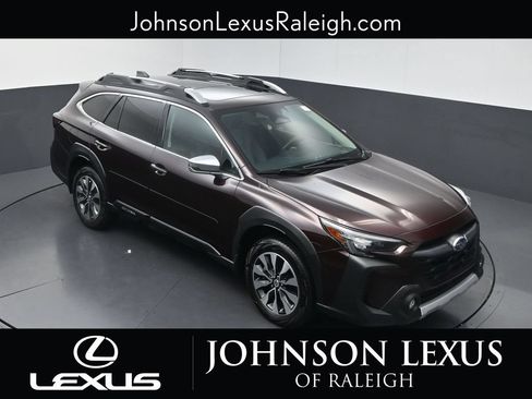 Used 2025 Subaru Outback Touring XT AWD/4WD image 22